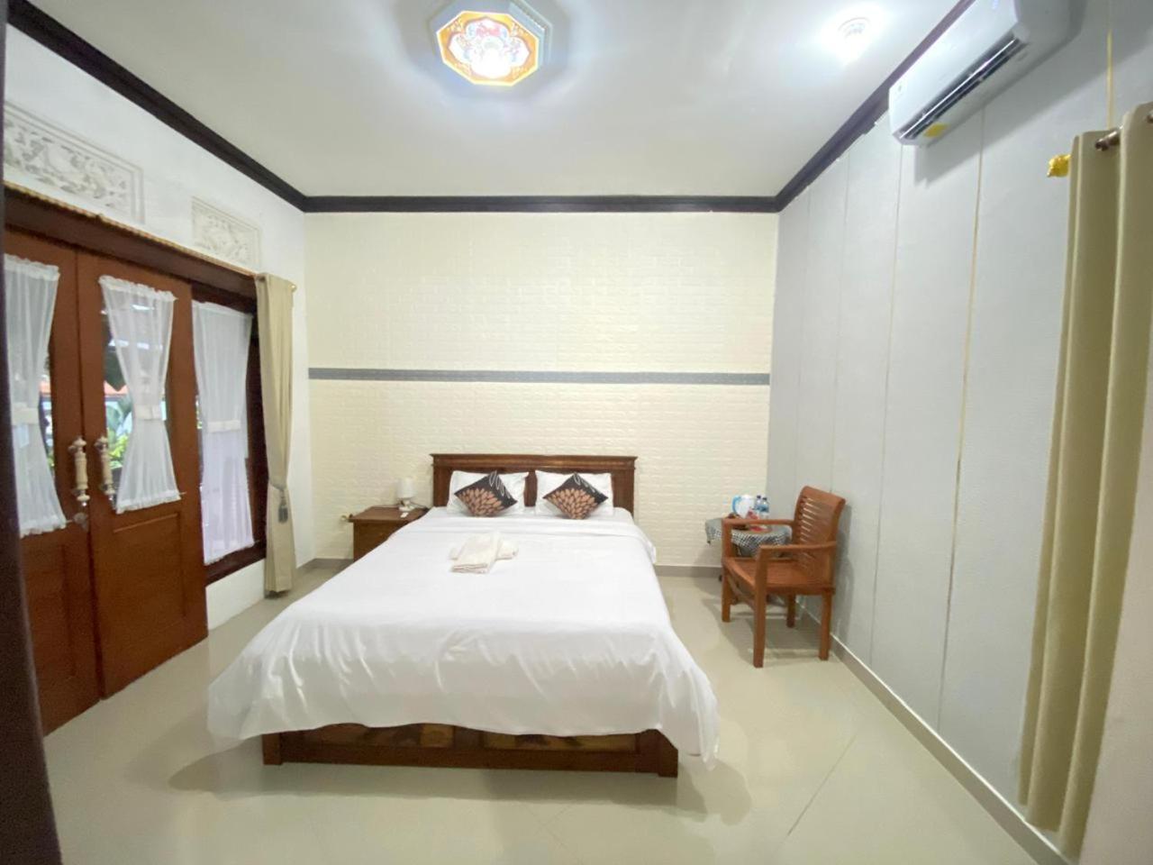 Sri Sedana Guest House ซิเดอมัน ภายนอก รูปภาพ